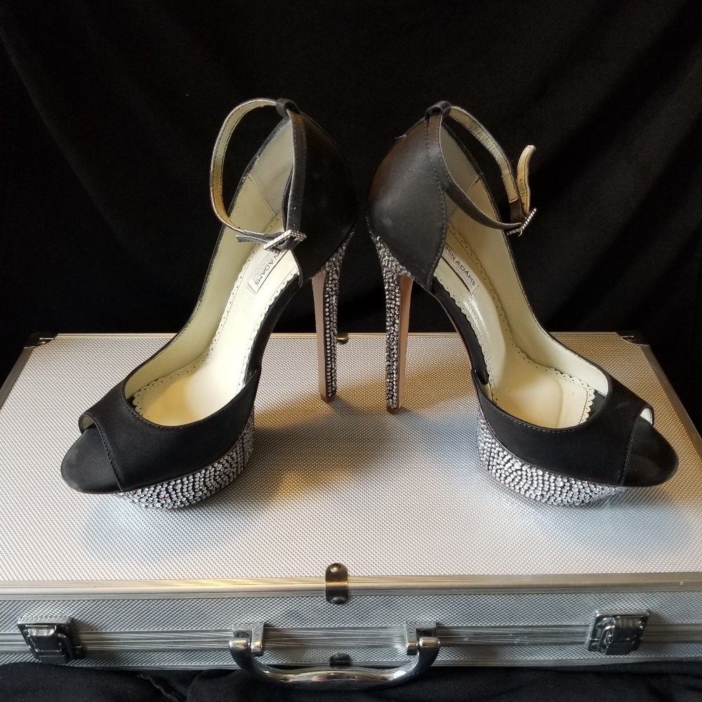 Benjamin Adams Uma heels black size 6.5